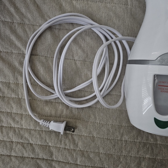 New Con Air handheld steamer for clothes! - Picture 5 of 6